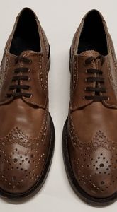 Men's Kenneth Cole brown oxford wingtips size 7.5